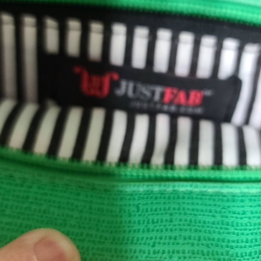 Just Fab oversized purse‎ w/handles & long straps - Picture 7 of 10
